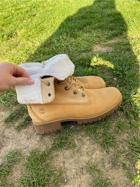 Timberland Wheat Nubuck Fold-Down Shearling Cuff Boots